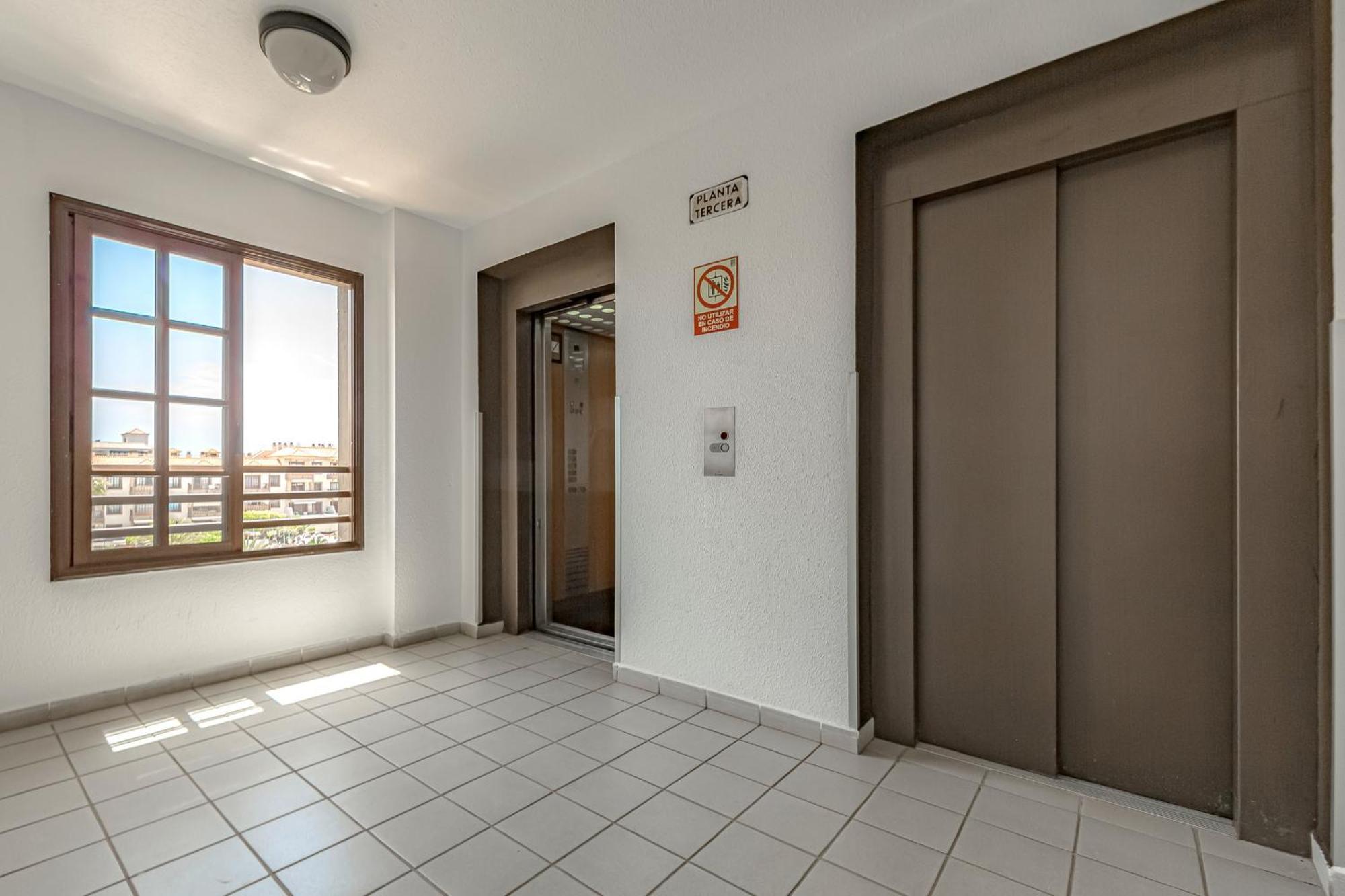 Atlantis 3 One Bedroom, Sea Front, In Complex With Pool Costa Del Silencio Εξωτερικό φωτογραφία